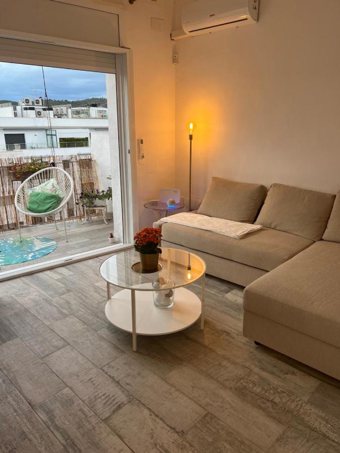 Apartamento Mar Apartment Ситжес Екстериор снимка